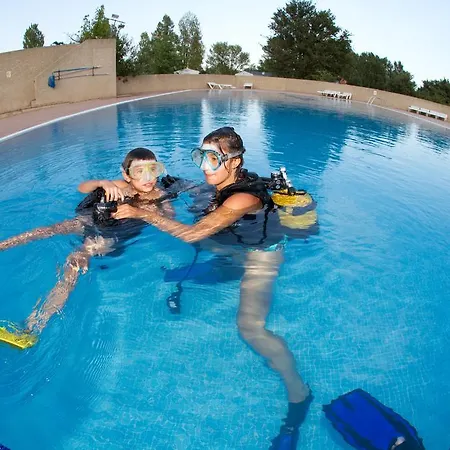 Village Les Abricotiers Camping 2*