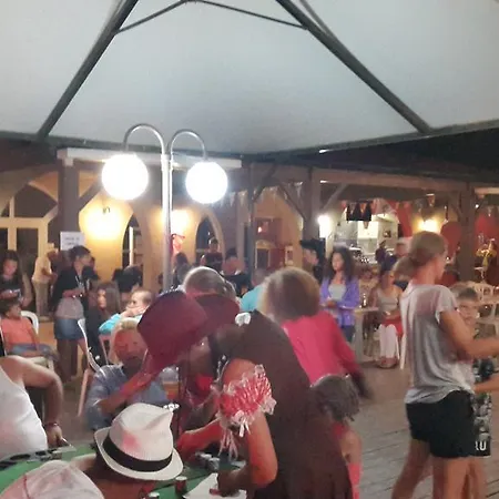 Village Les Abricotiers Camping 2*