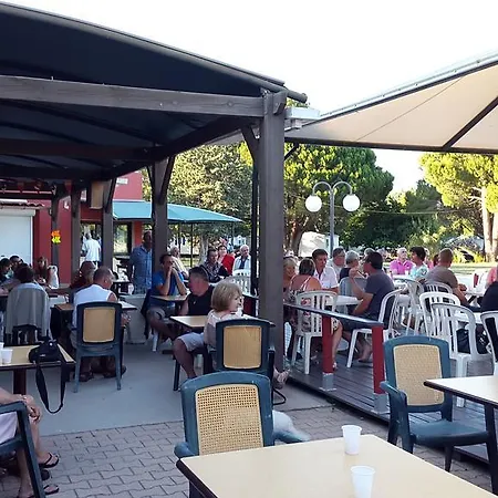 Village Les Abricotiers 2*