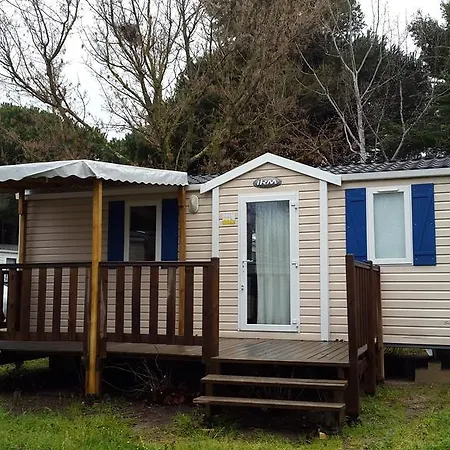 Village Les Abricotiers