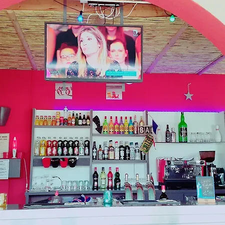 Camping Village Les Abricotiers 2*