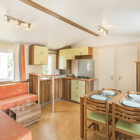 Village Les Abricotiers 2* Perpignan