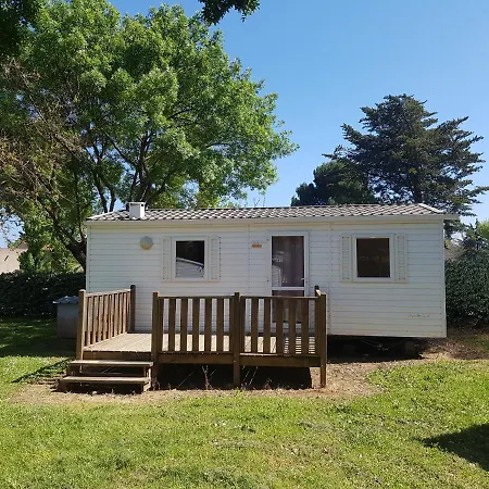 Campingplatz Village Les Abricotiers